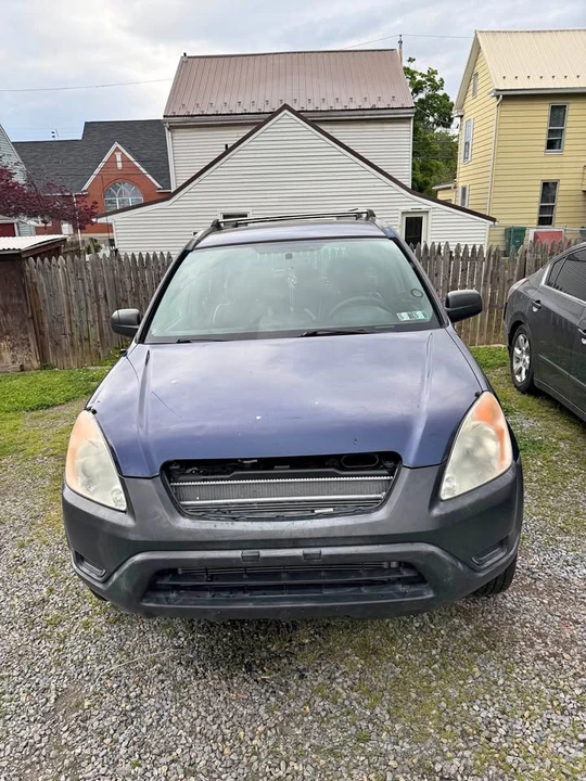 2002 Honda CR-V 2nd Gen - Image 2 of 19