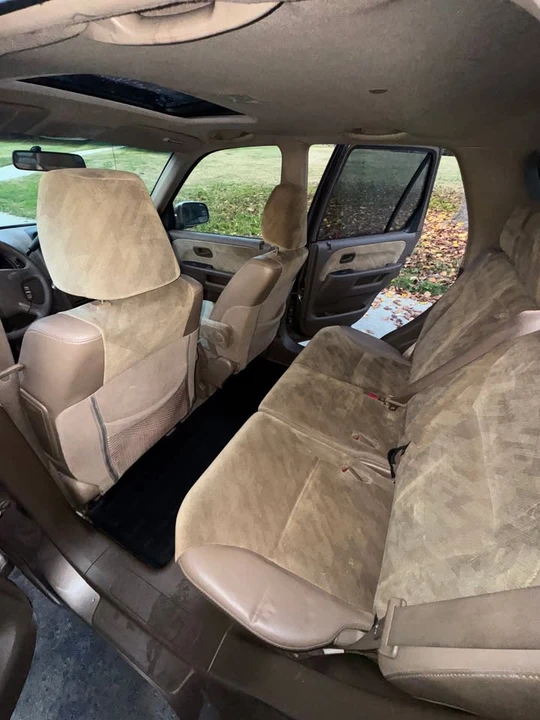 2002 Honda CR-V 2nd Gen - Image 11 of 20