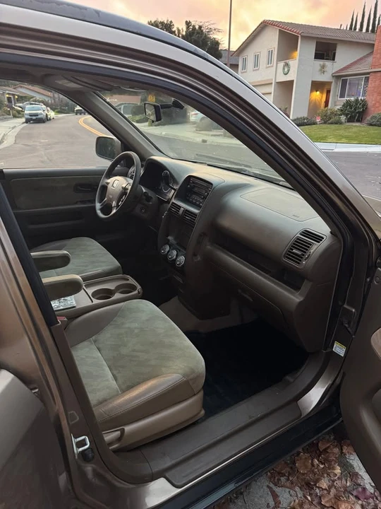2002 Honda CR-V 2nd Gen - Image 18 of 20