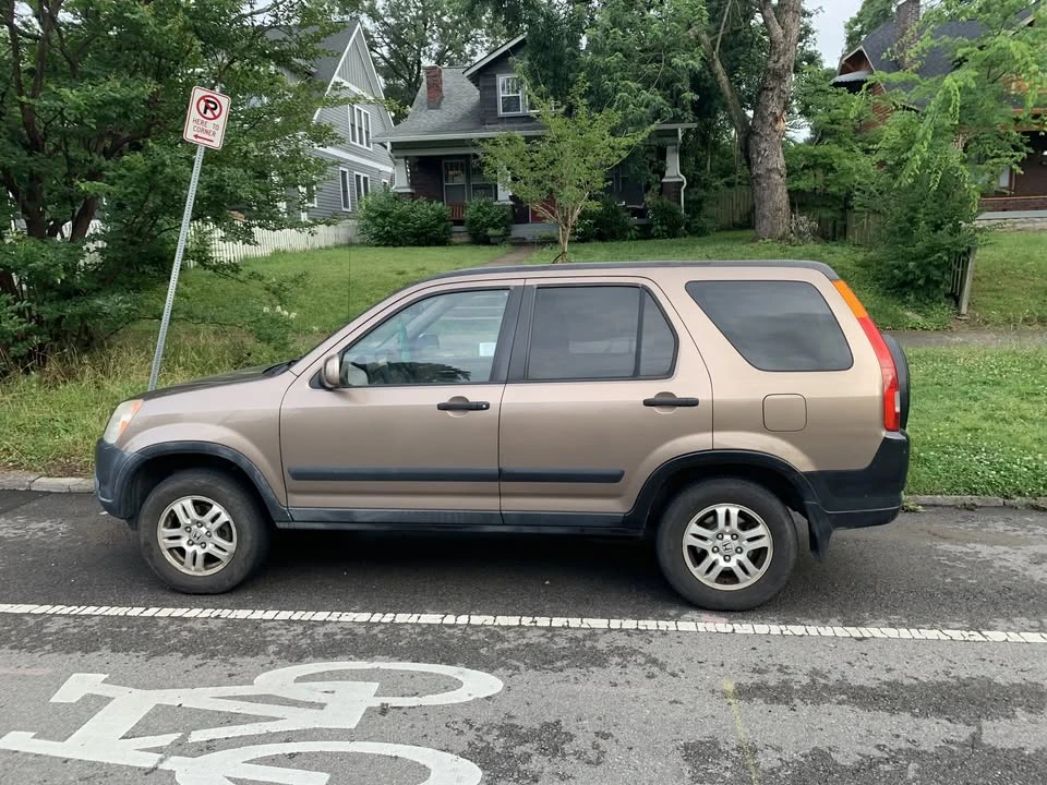 2002 Honda CR-V 2nd Gen - Image 3 of 16