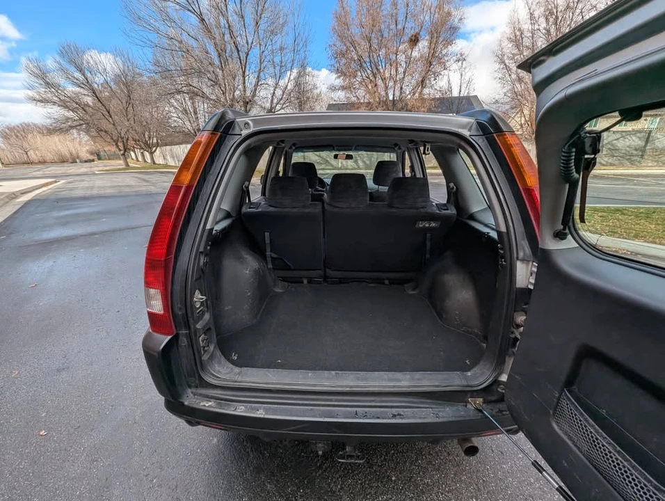 2002 Honda CR-V 2nd Gen - Image 10 of 18
