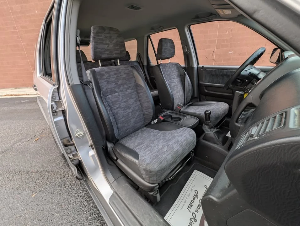 2002 Honda CR-V 2nd Gen - Image 12 of 18