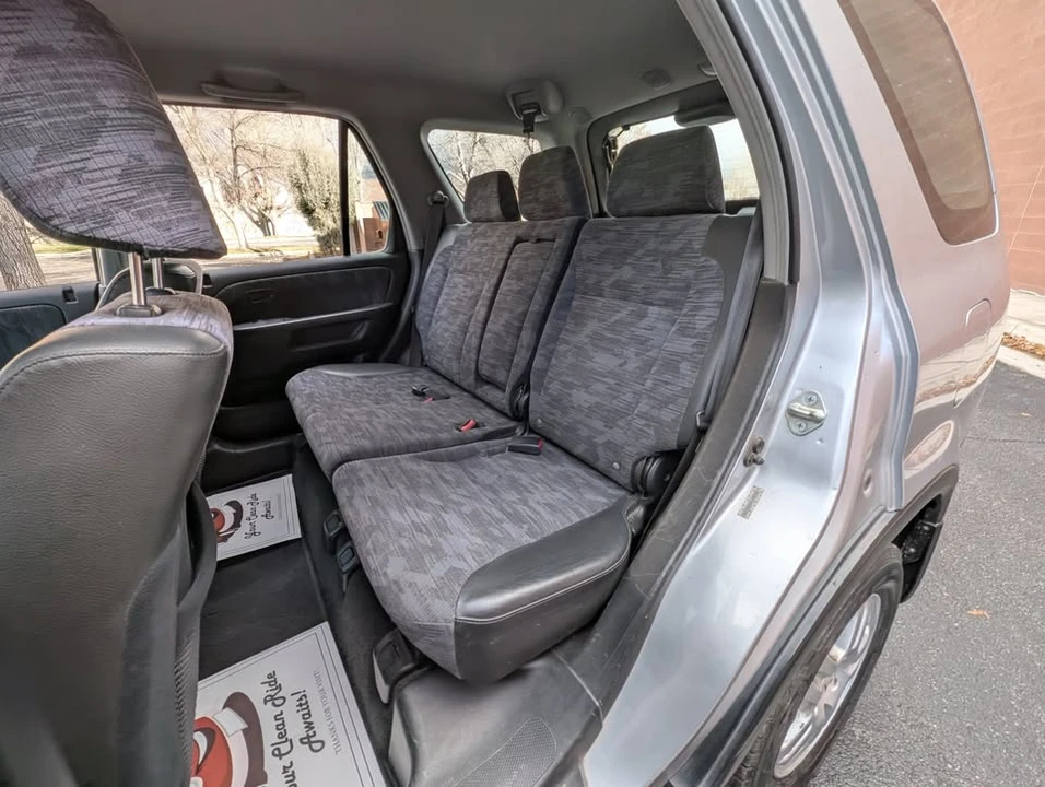 2002 Honda CR-V 2nd Gen - Image 9 of 18