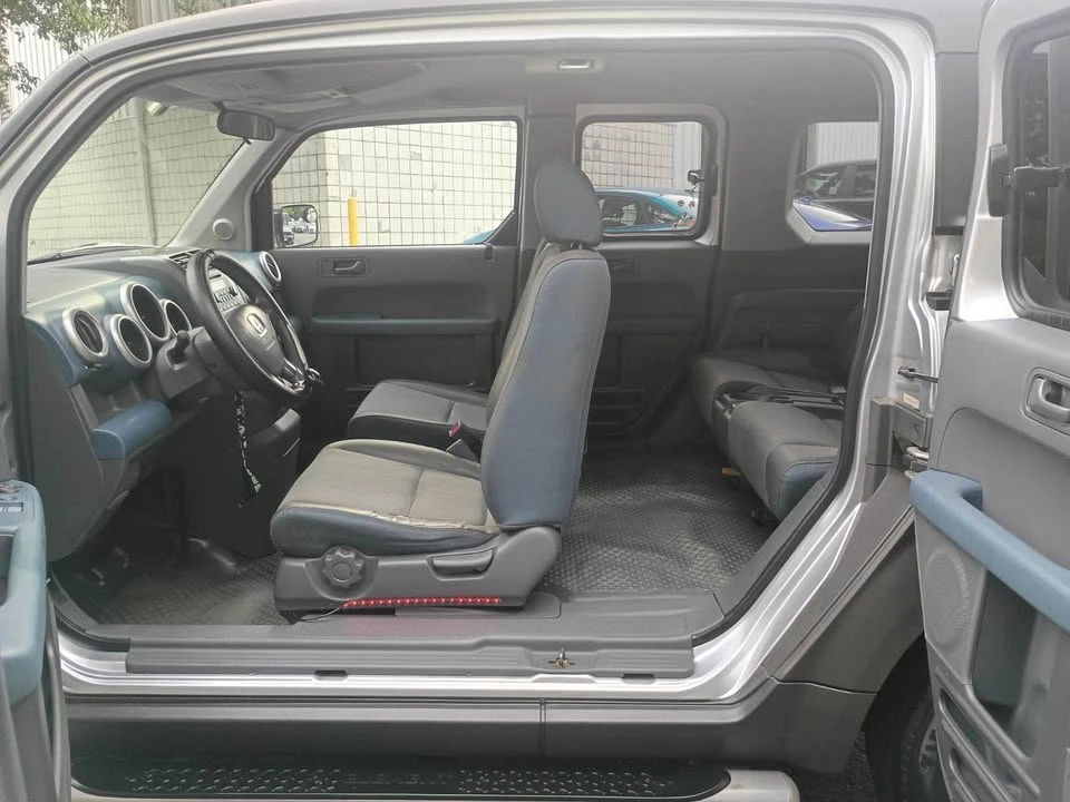 2002 Honda Element - Image 5 of 9