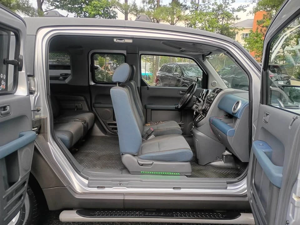 2002 Honda Element - Image 6 of 9