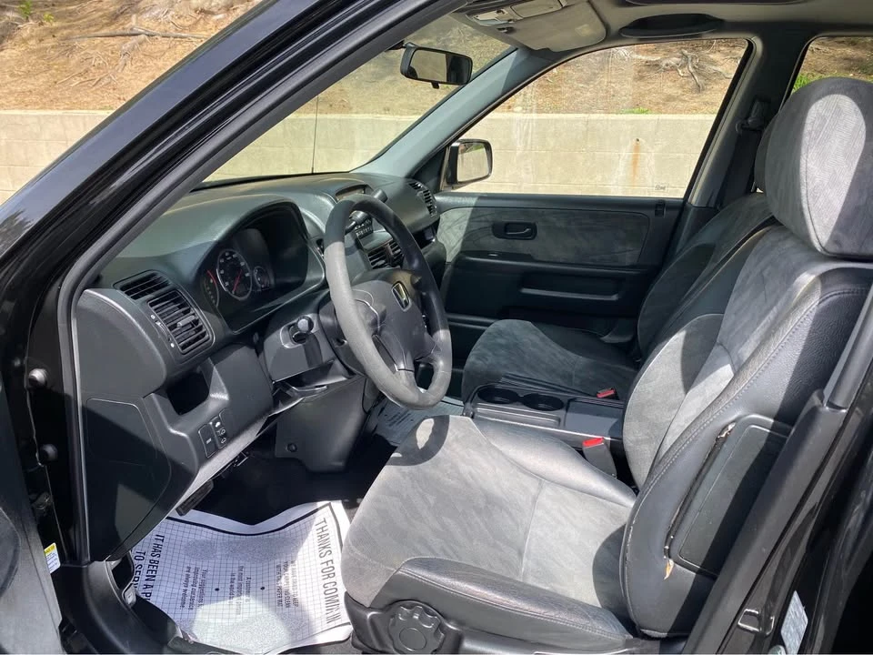 2002 Honda CR-V 2nd Gen - Image 7 of 9