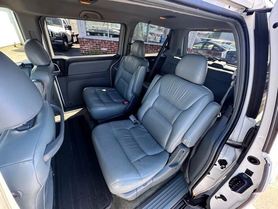 2002 Honda Odyssey - Image 18 of 20