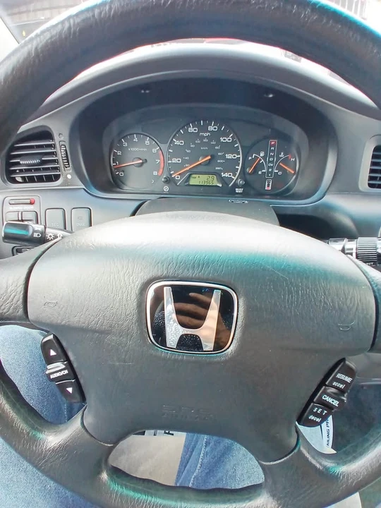 2002 Honda Odyssey - Image 5 of 10