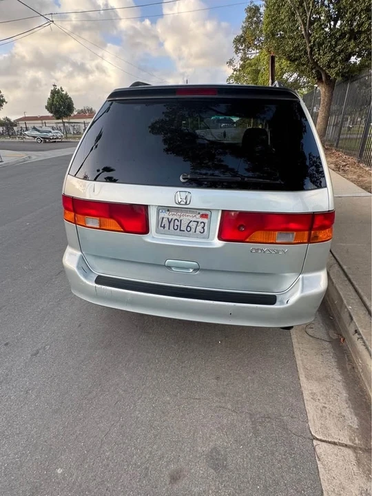 2002 Honda Odyssey - Image 10 of 10