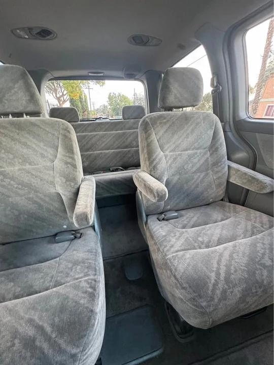 2002 Honda Odyssey - Image 8 of 10