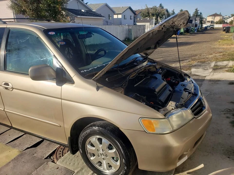 2002 Honda Odyssey - Image 14 of 20