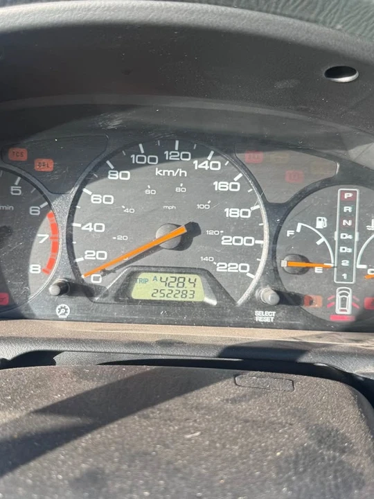 2002 Honda Odyssey - Image 7 of 10