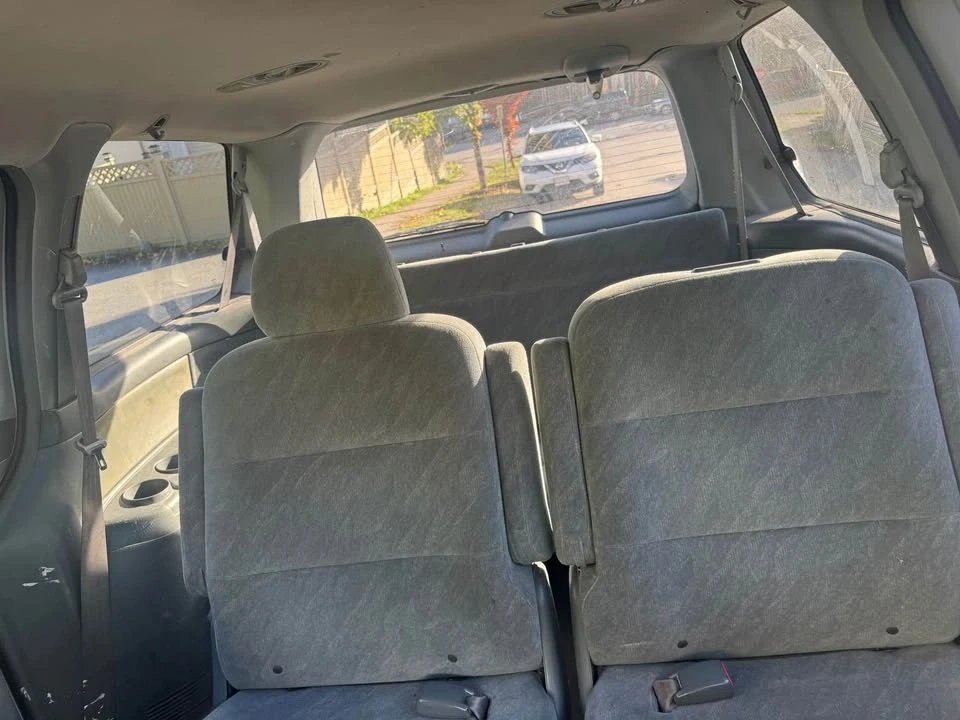 2002 Honda Odyssey - Image 9 of 10