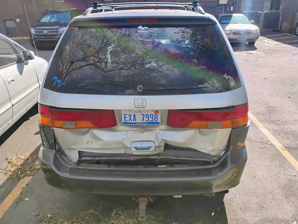 2002 Honda Odyssey - Image 6 of 8