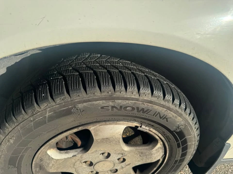 2002 Honda Odyssey - Image 10 of 10
