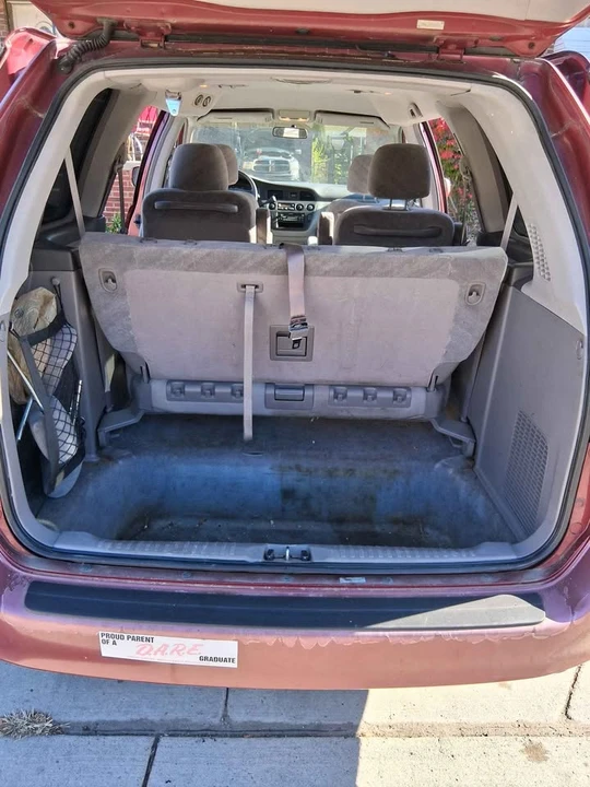 2002 Honda Odyssey - Image 8 of 11