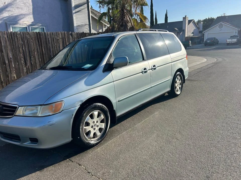 2002 Honda Odyssey - Image 3 of 12