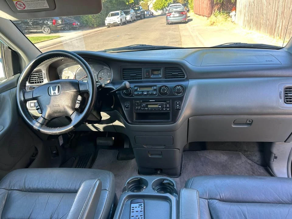 2002 Honda Odyssey - Image 8 of 12