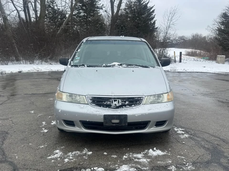 2002 Honda Odyssey - Image 2 of 11