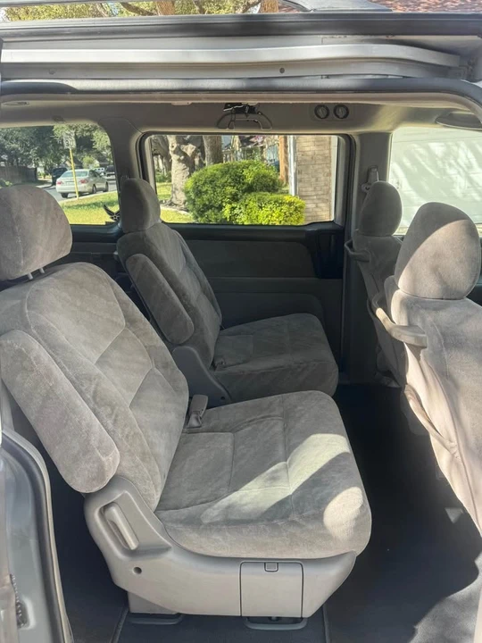 2002 Honda Odyssey - Image 10 of 14