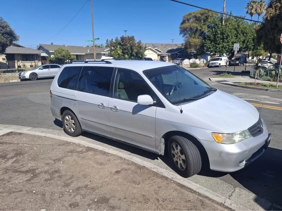 2002 Honda Odyssey - Image 5 of 5