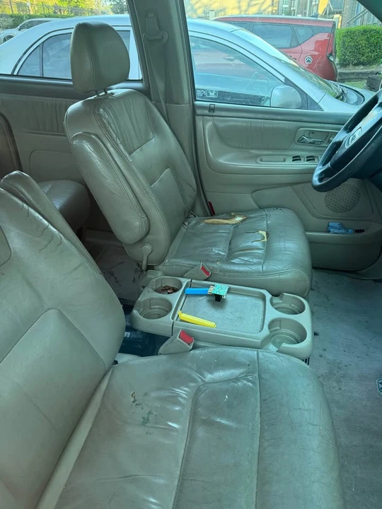 2002 Honda Odyssey - Image 6 of 6