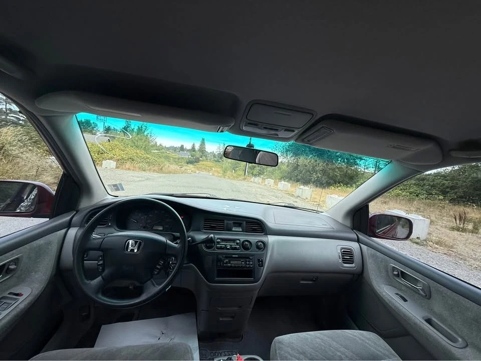 2002 Honda Odyssey - Image 9 of 13