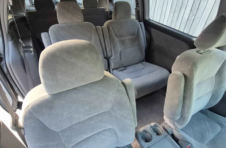 2002 Honda Odyssey - Image 4 of 10