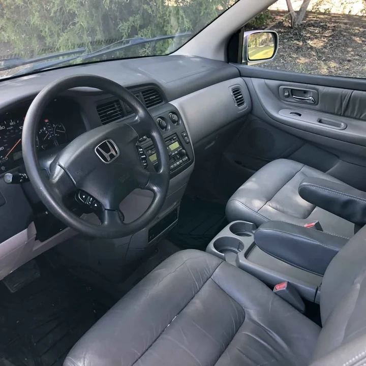 2002 Honda Odyssey - Image 3 of 18