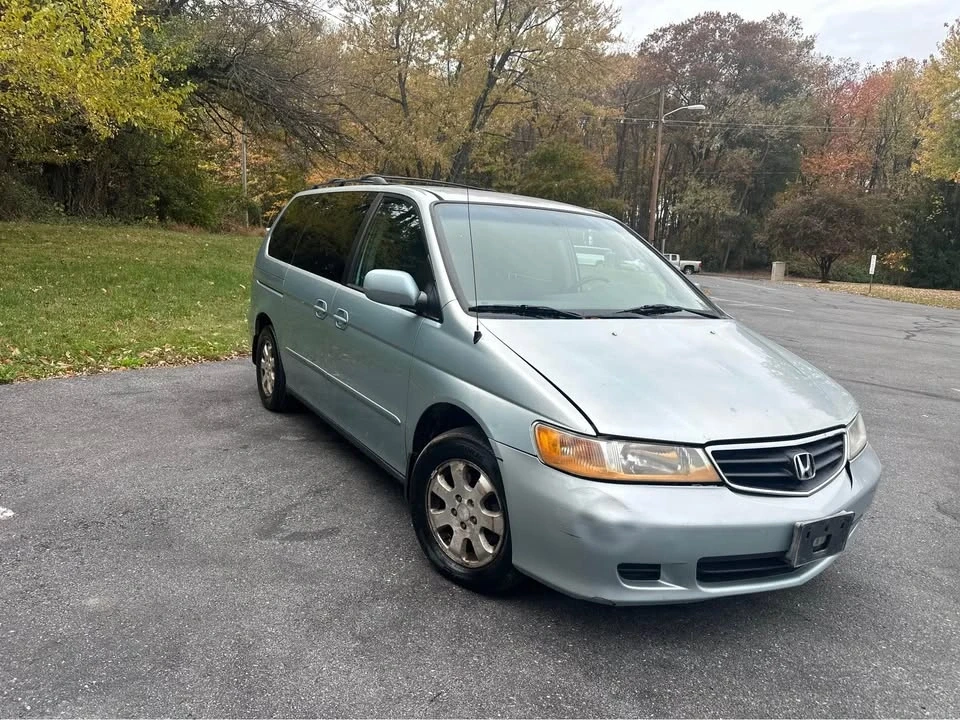 2002 Honda Odyssey - Image 2 of 6