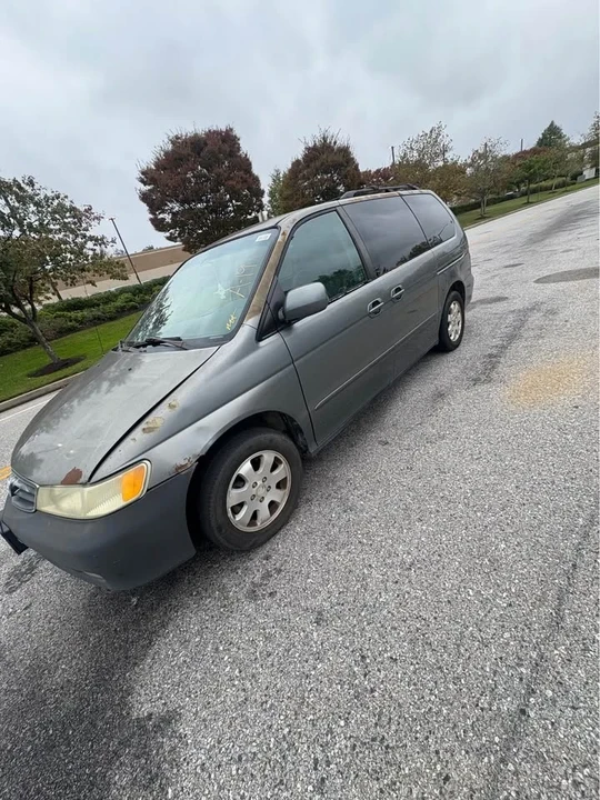 2002 Honda Odyssey - Image 2 of 7