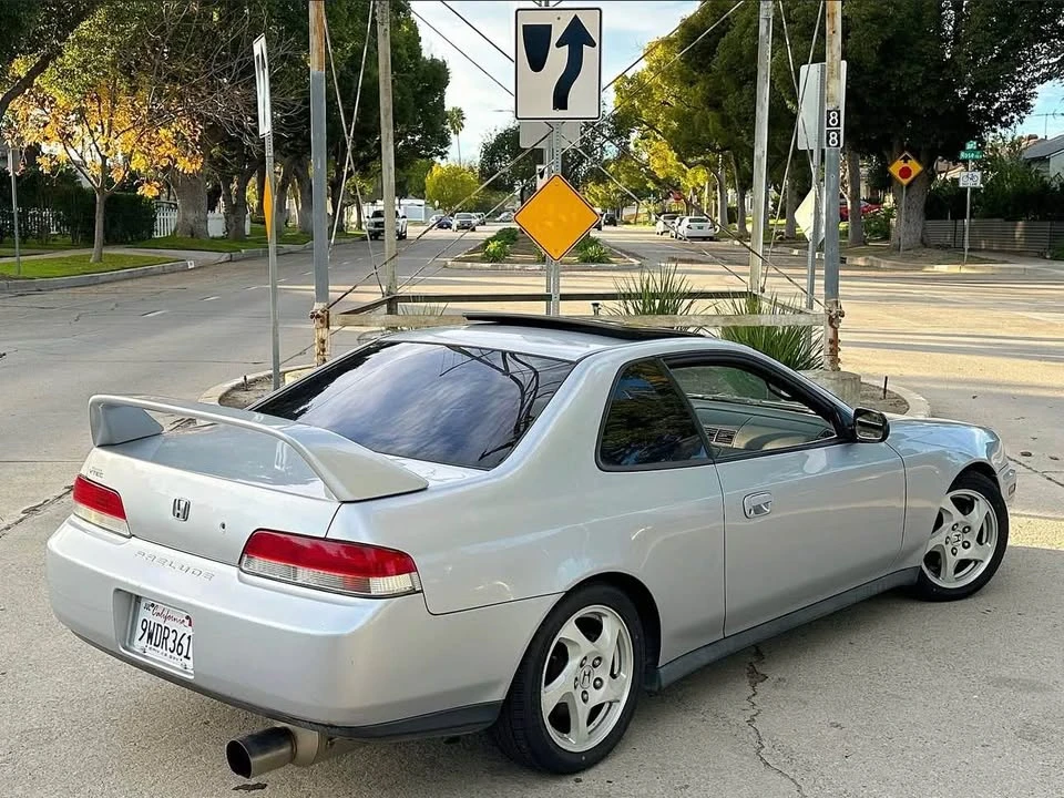 2002 Honda Prelude 5th Gen - Image 3 of 11