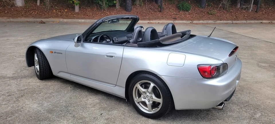 2002 Honda AP1 S2000 - Image 2 of 19