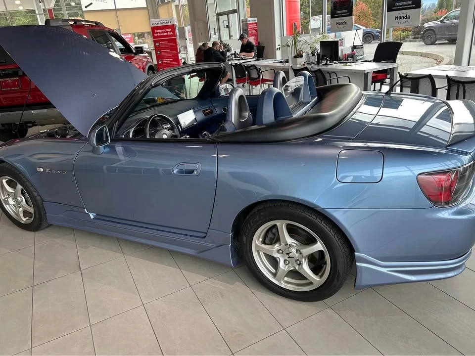 2002 Honda AP1 S2000 - Image 2 of 10