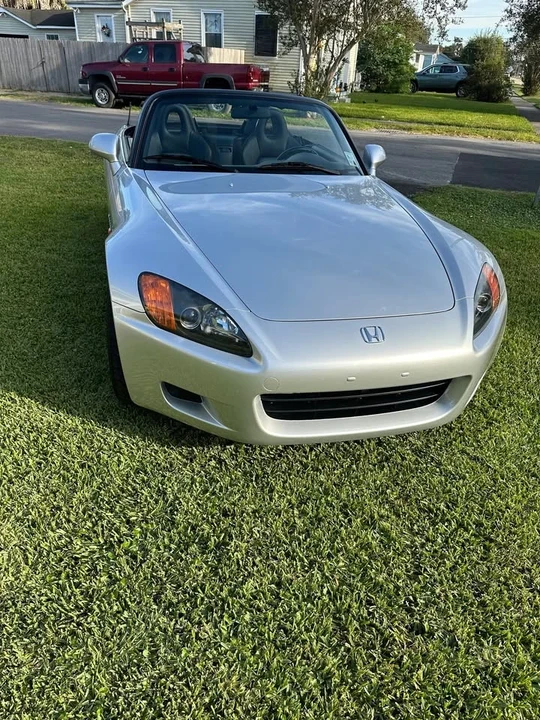 2002 Honda AP1 S2000 - Image 2 of 10