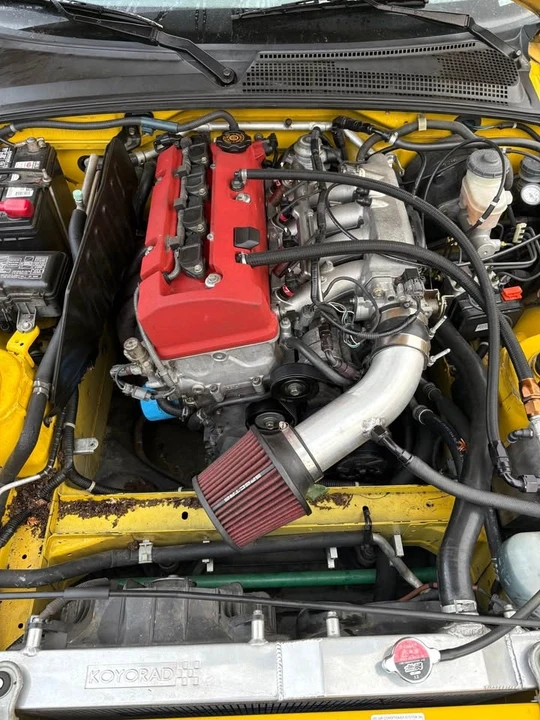 2002 Honda AP1 S2000 - Image 2 of 11