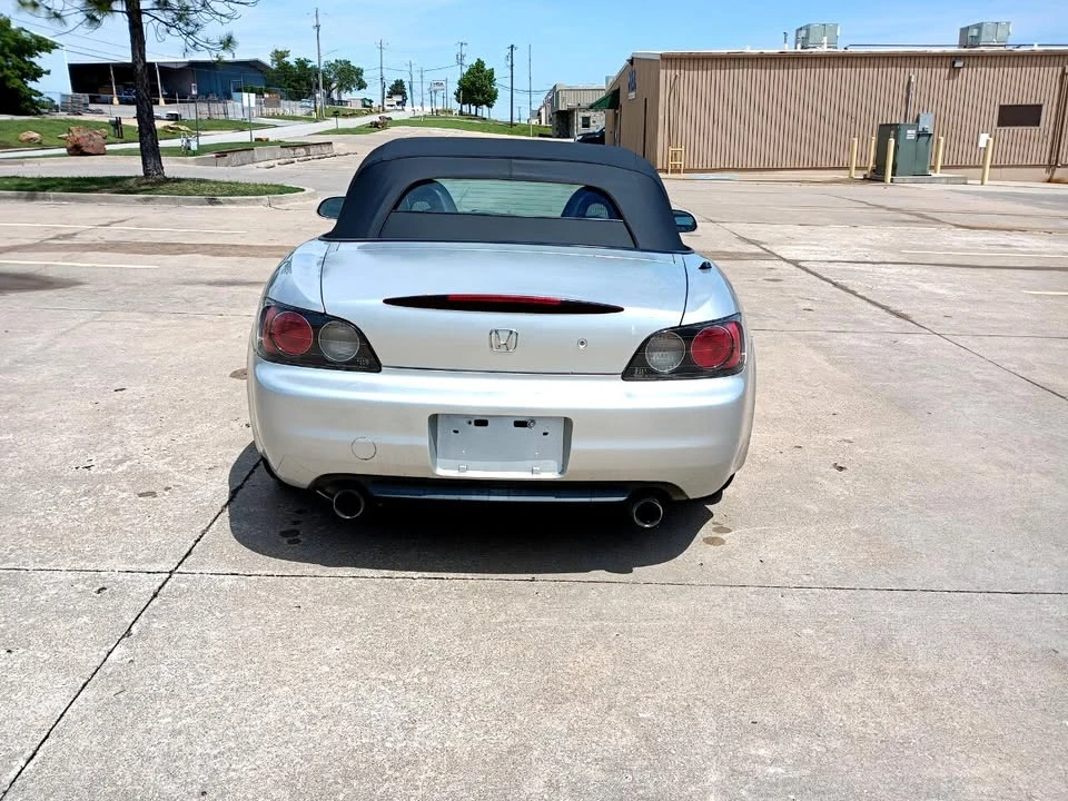 2002 Honda AP1 S2000 - Image 2 of 18