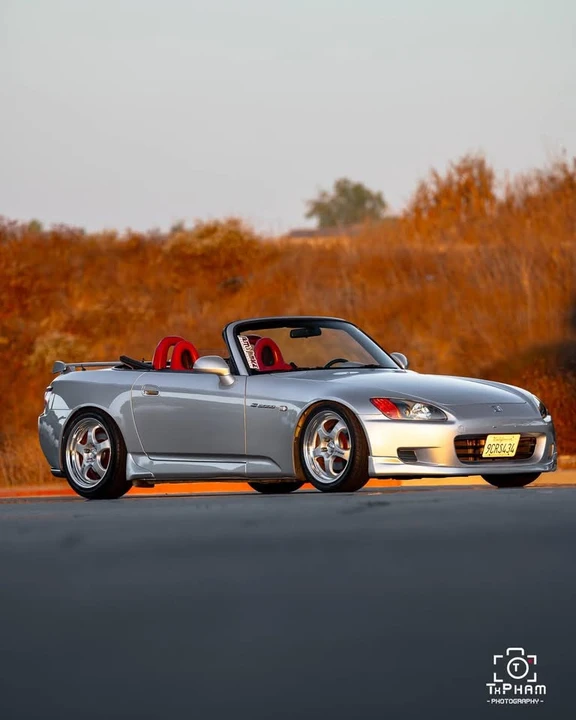 2002 Honda AP1 S2000 - Image 2 of 13