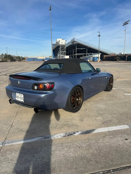 2002 Honda AP1 S2000 - Image 2 of 10