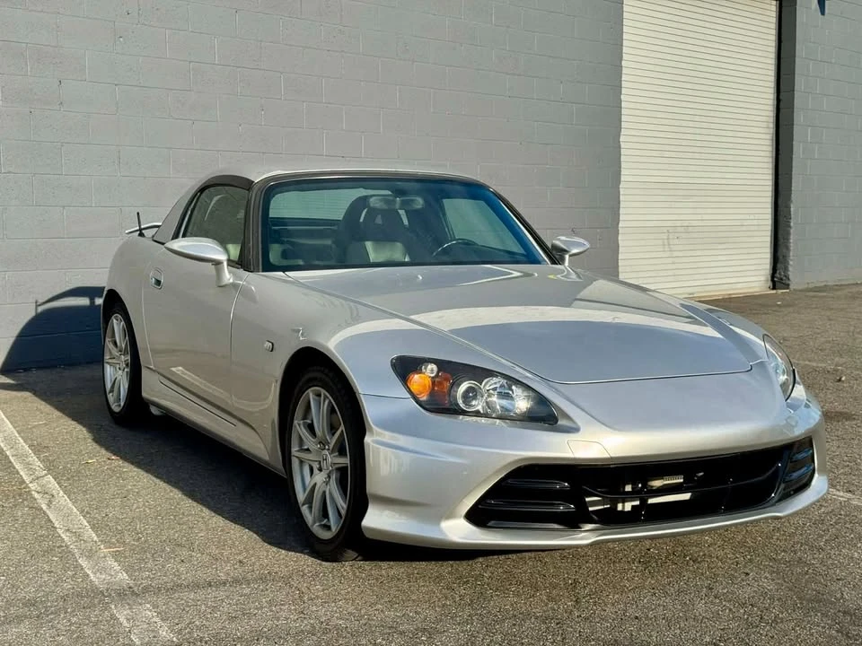 2002 Honda AP1 S2000 - Image 2 of 20