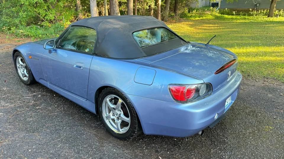 2002 Honda AP1 S2000 - Image 2 of 7