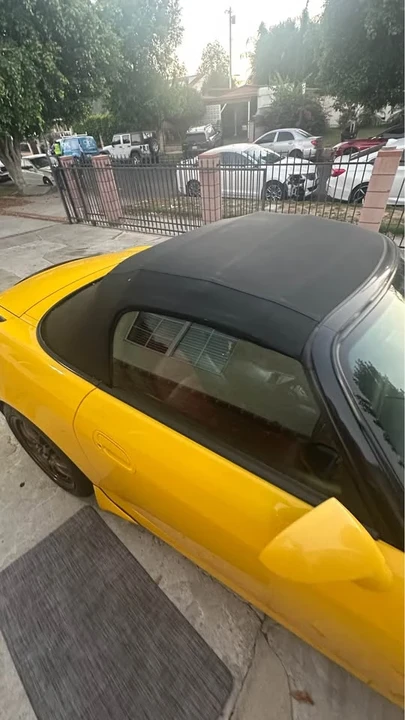 2002 Honda AP1 S2000 - Image 3 of 8