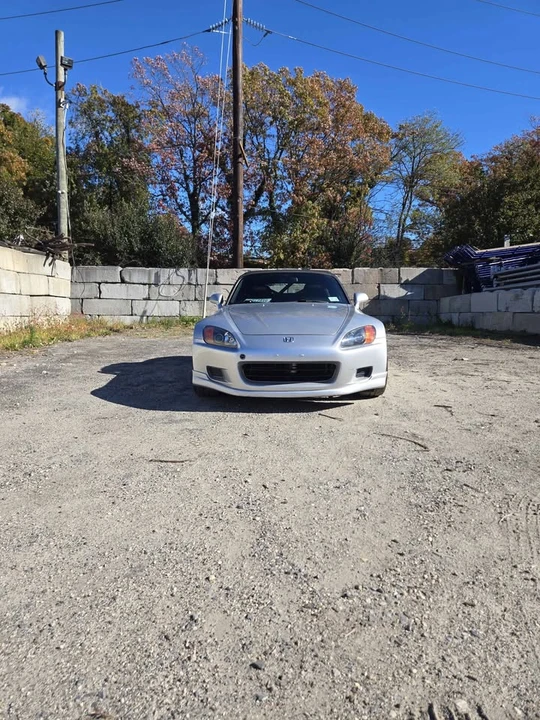 2002 Honda AP1 S2000 - Image 2 of 8