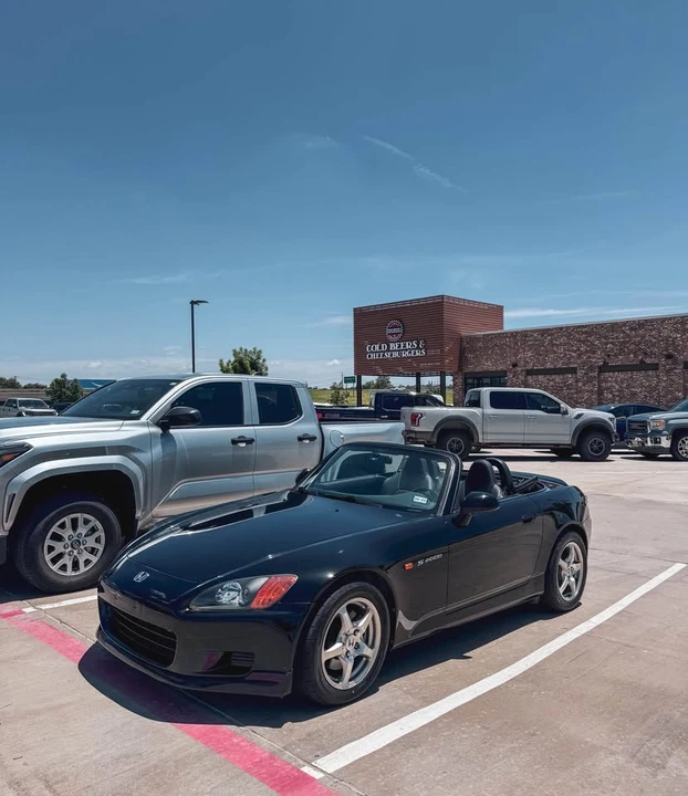 2002 Honda AP1 S2000 - Image 2 of 4