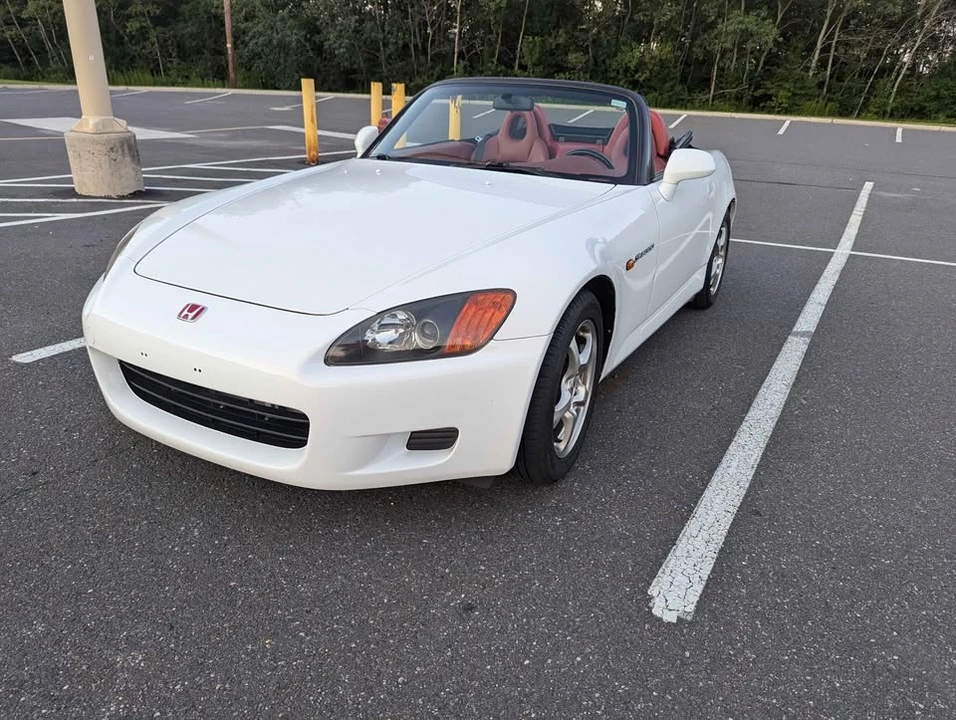 2002 Honda AP1 S2000 - Image 2 of 8
