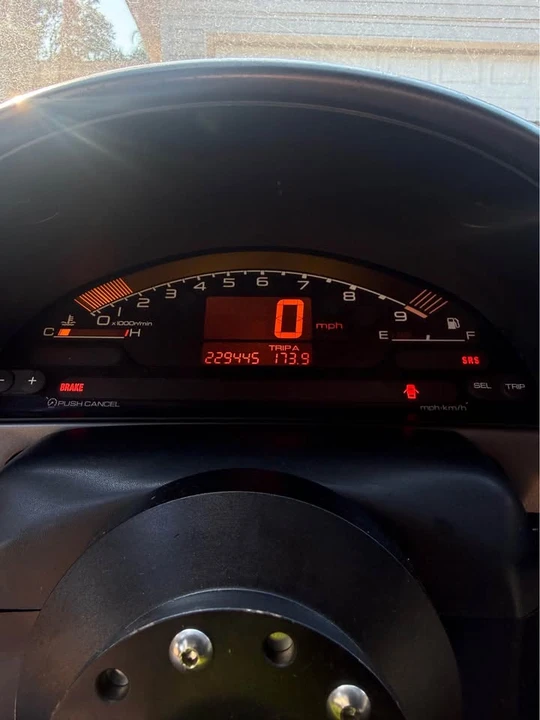 2002 Honda AP1 S2000 - Image 2 of 6