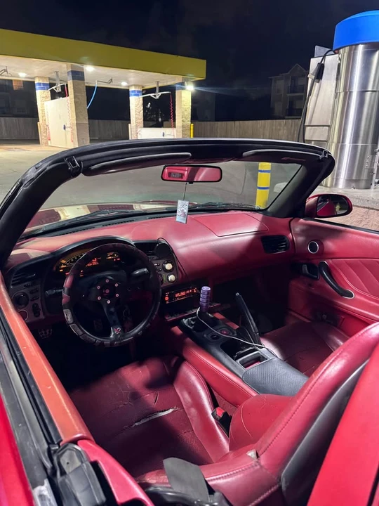 2002 Honda AP1 S2000 - Image 9 of 9