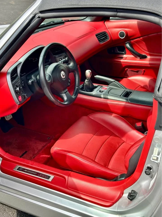 2002 Honda AP1 S2000 - Image 2 of 5