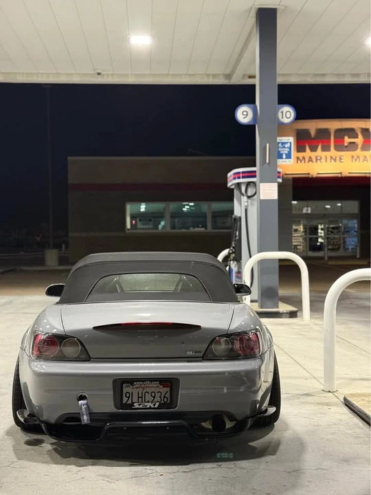 2002 Honda AP1 S2000 - Image 2 of 6