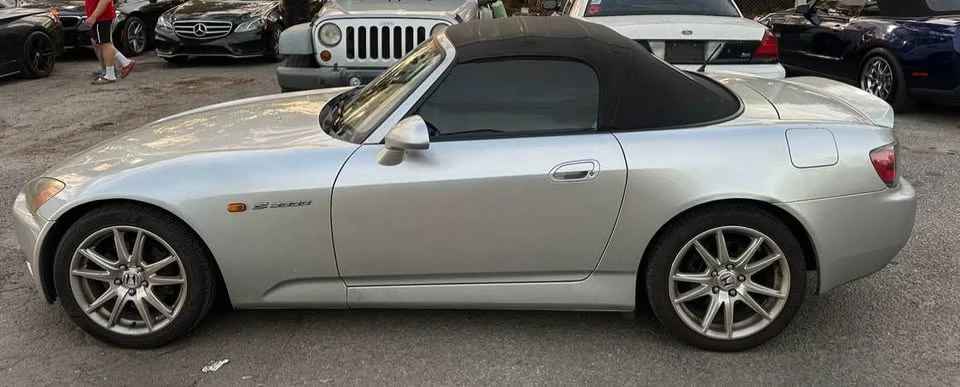2002 Honda AP1 S2000 - Image 2 of 5